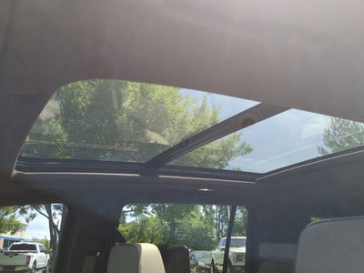 2024 GMC Yukon XL SLT