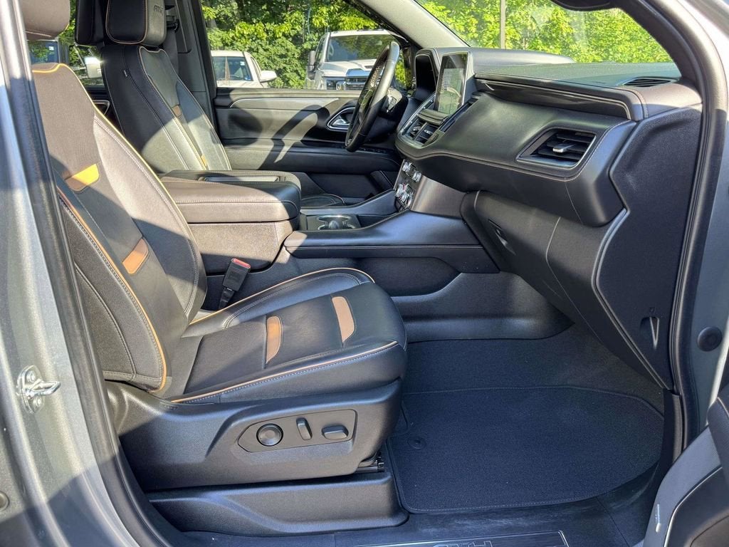 2023 GMC Yukon XL AT4