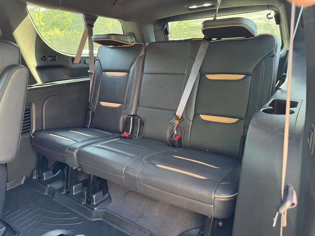 2023 GMC Yukon XL AT4