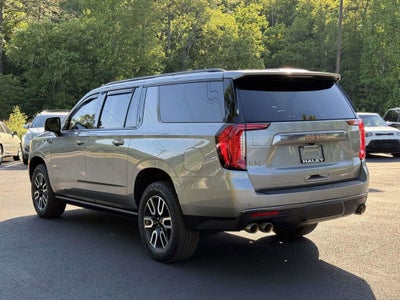 2023 GMC Yukon XL AT4