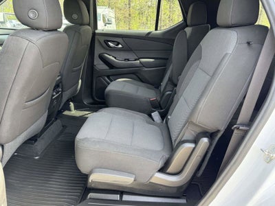 2023 Chevrolet Traverse LT