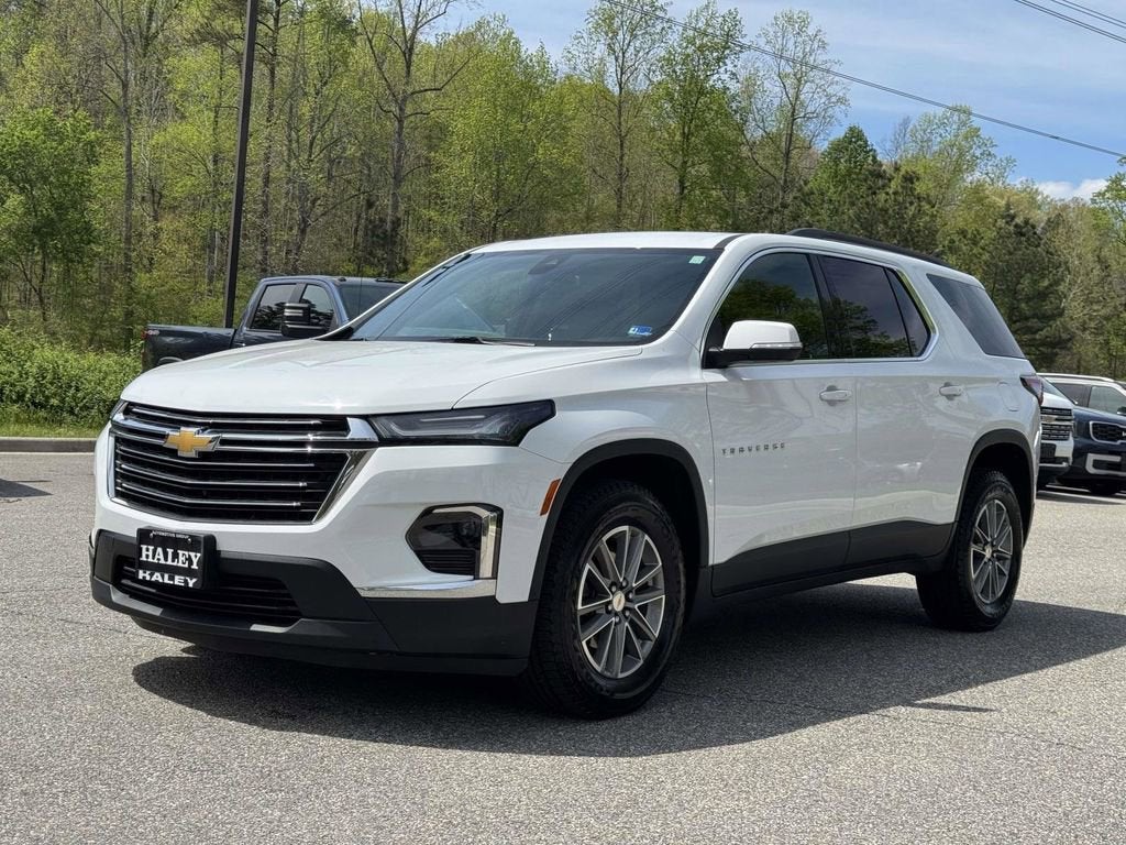 2023 Chevrolet Traverse LT