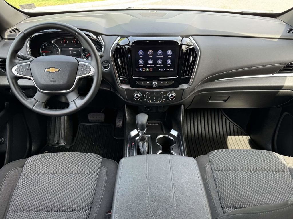 2023 Chevrolet Traverse LT