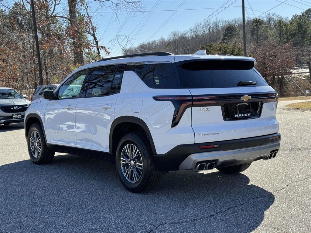 2025 Chevrolet Traverse LT