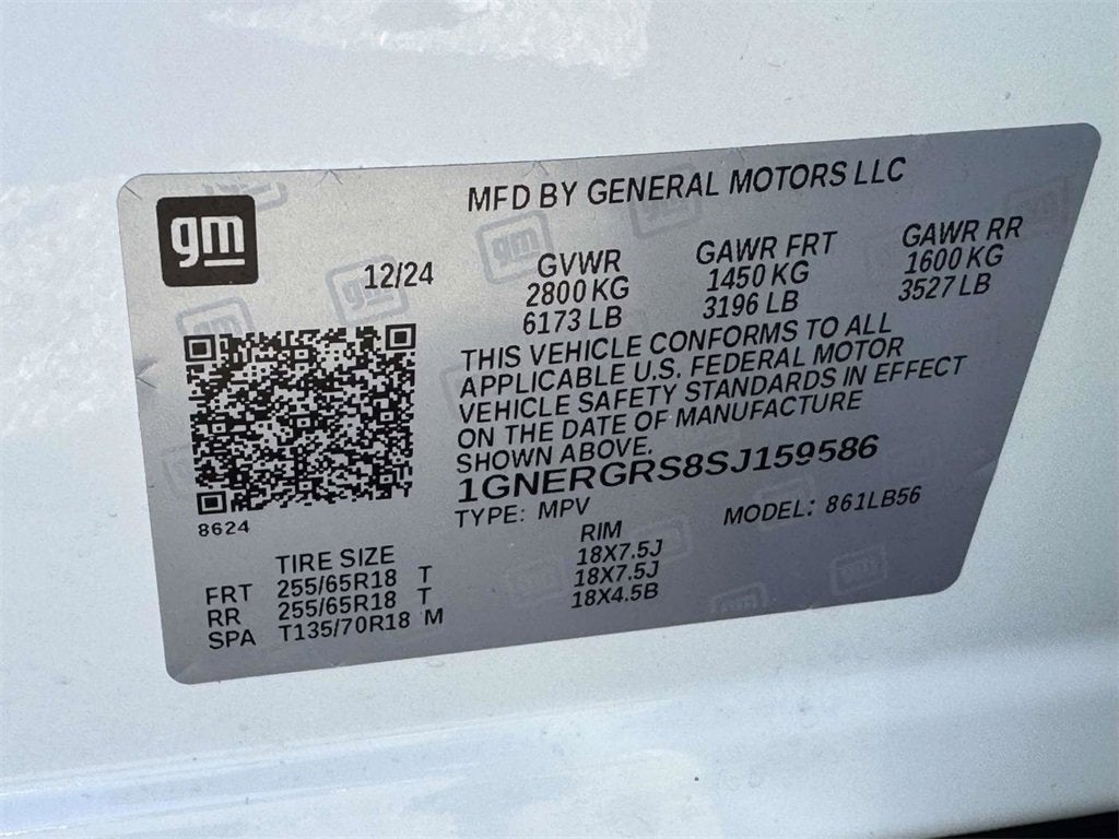 2025 Chevrolet Traverse LT