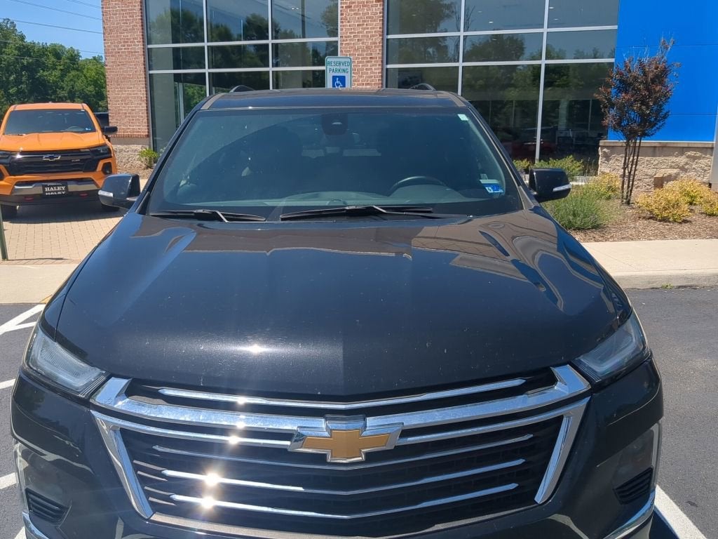 2023 Chevrolet Traverse LT