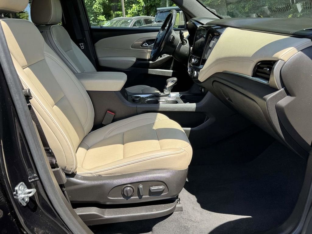 2022 Chevrolet Traverse Premier