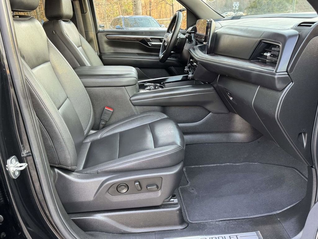 2025 Chevrolet Suburban Z71