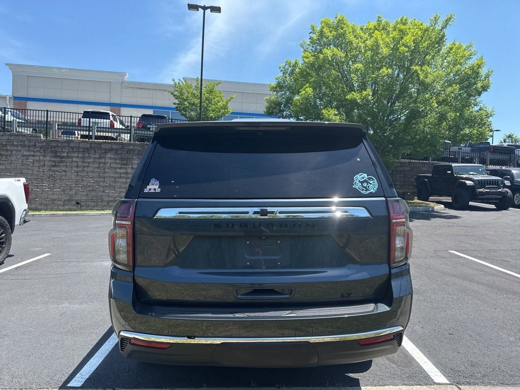 2021 Chevrolet Suburban LT