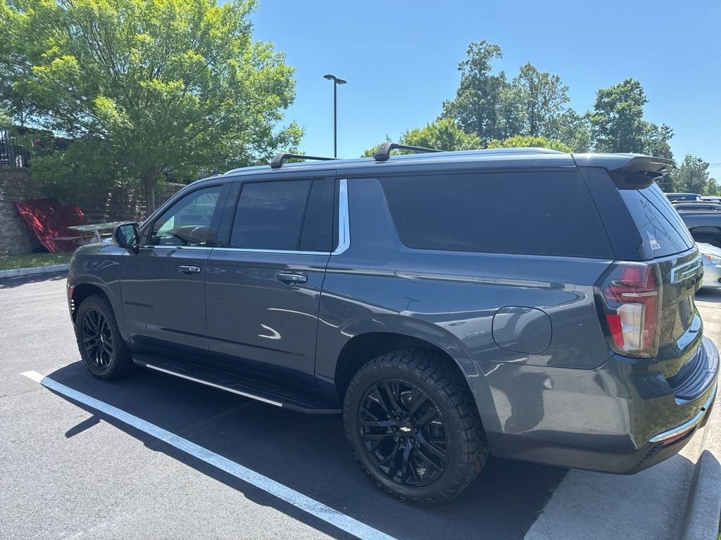2021 Chevrolet Suburban LT