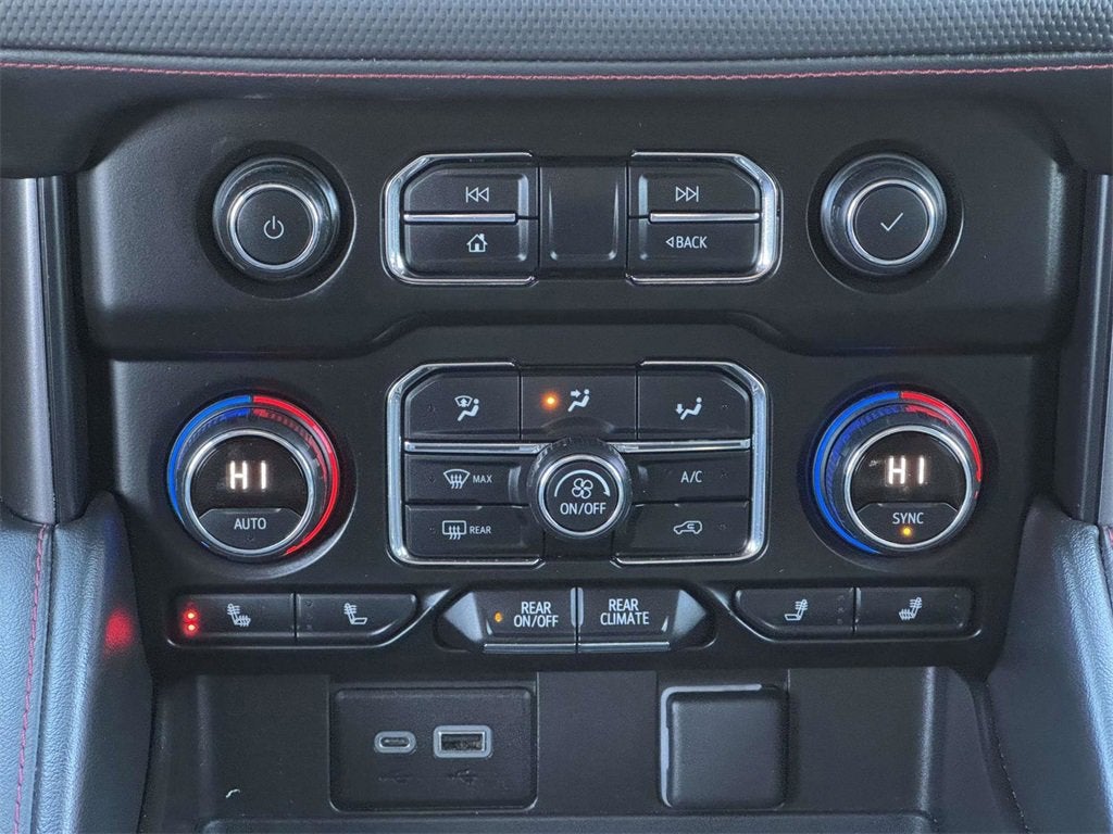 2021 Chevrolet Suburban RST