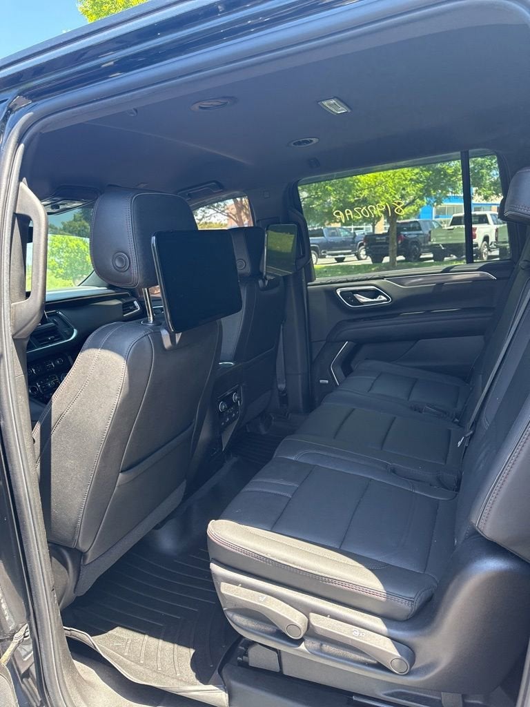 2021 Chevrolet Suburban RST