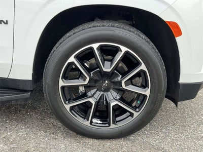 2023 Chevrolet Suburban RST