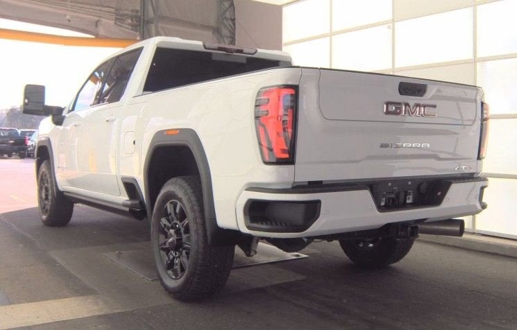 2024 GMC Sierra 2500HD AT4