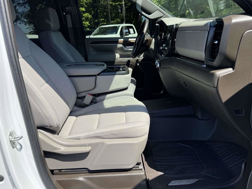 2025 GMC Sierra 2500HD SLE