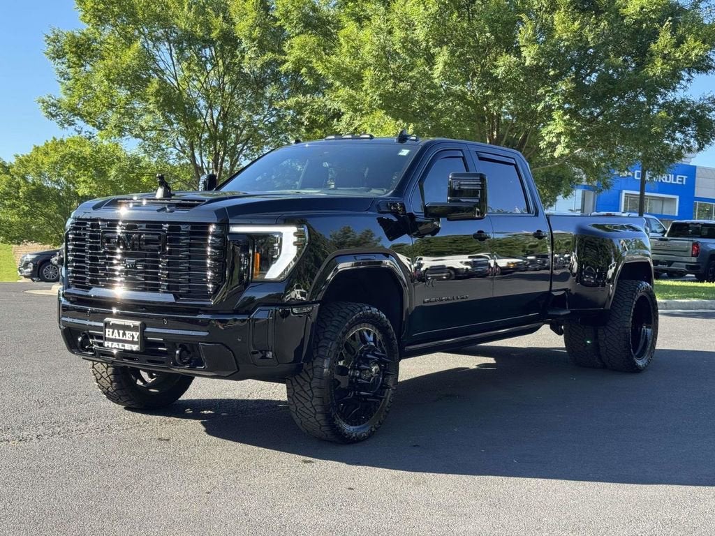2025 GMC Sierra 3500HD Denali Ultimate