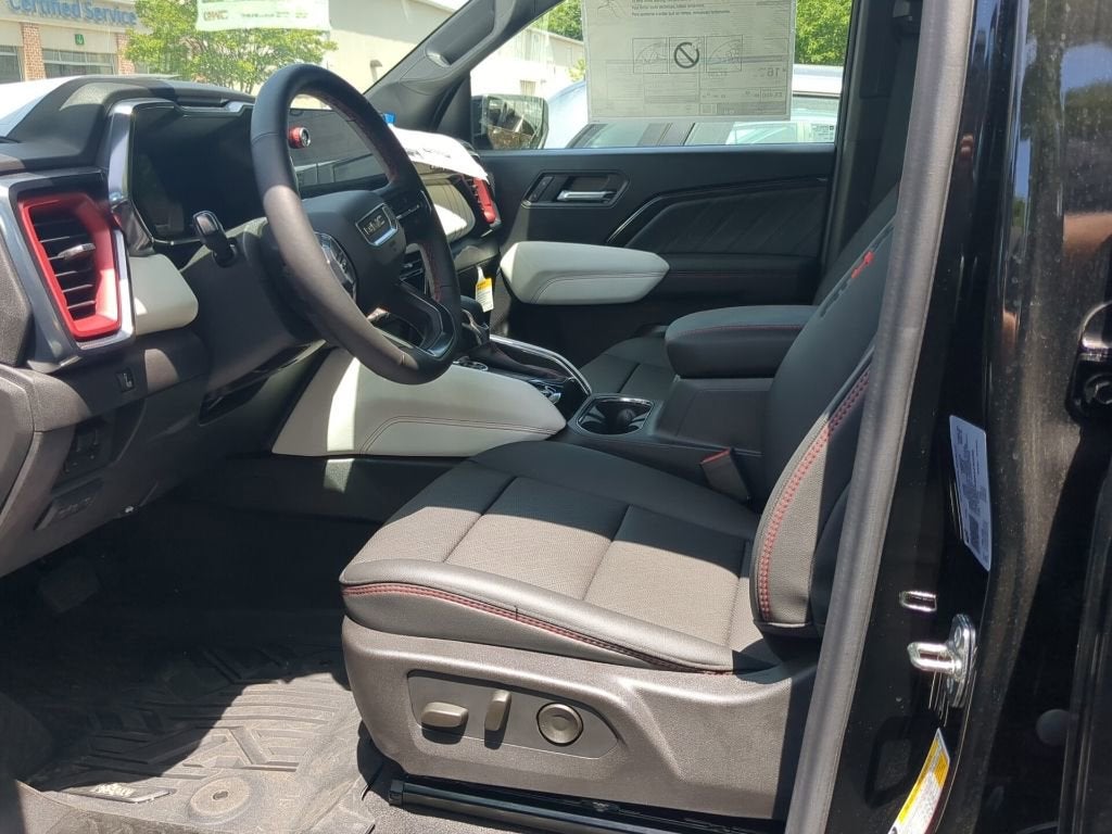 2024 GMC Canyon AT4X