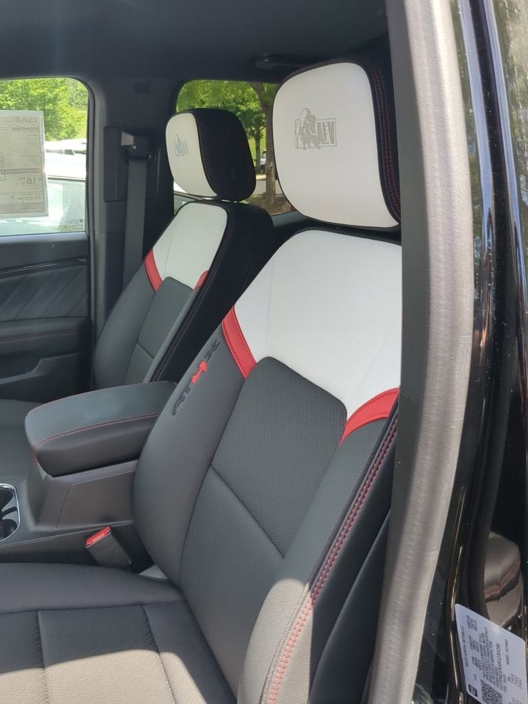 2024 GMC Canyon AT4X