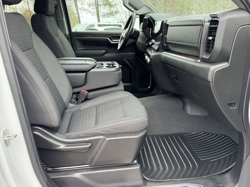 2023 GMC Sierra 1500 SLE