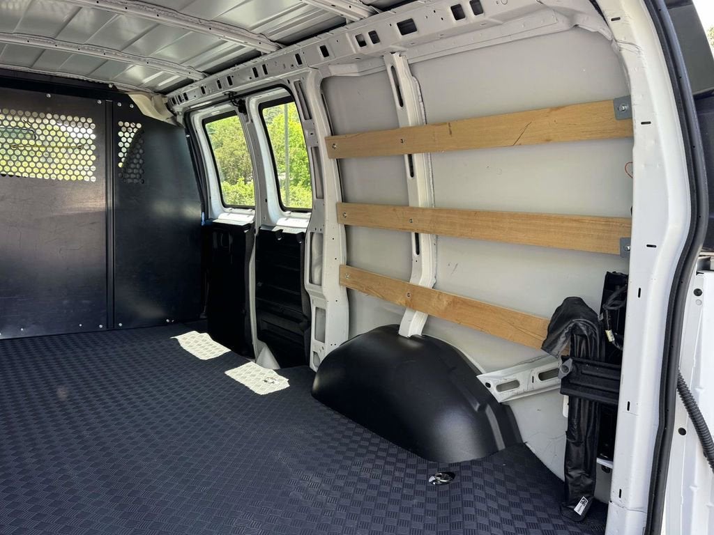 2024 GMC Savana Cargo Van Work Van