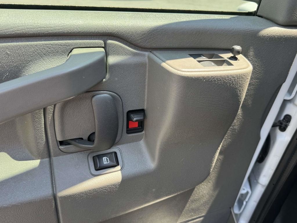 2024 GMC Savana Cargo Van Work Van