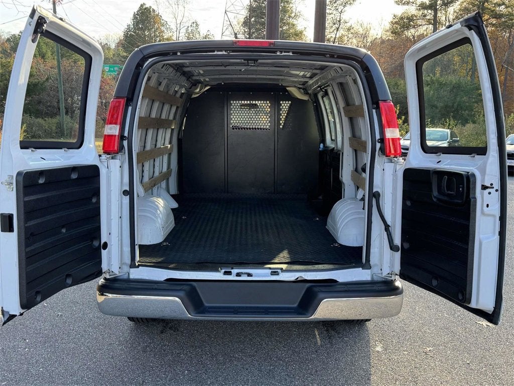 2024 GMC Savana Cargo Van Work Van