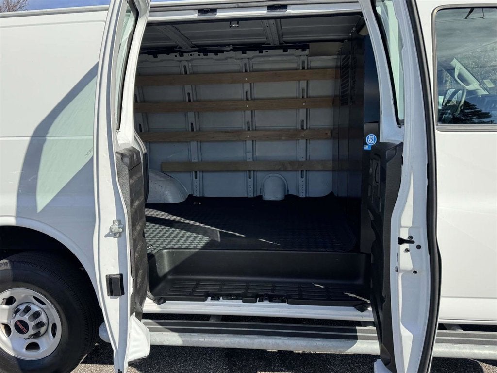 2024 GMC Savana Cargo Van Work Van