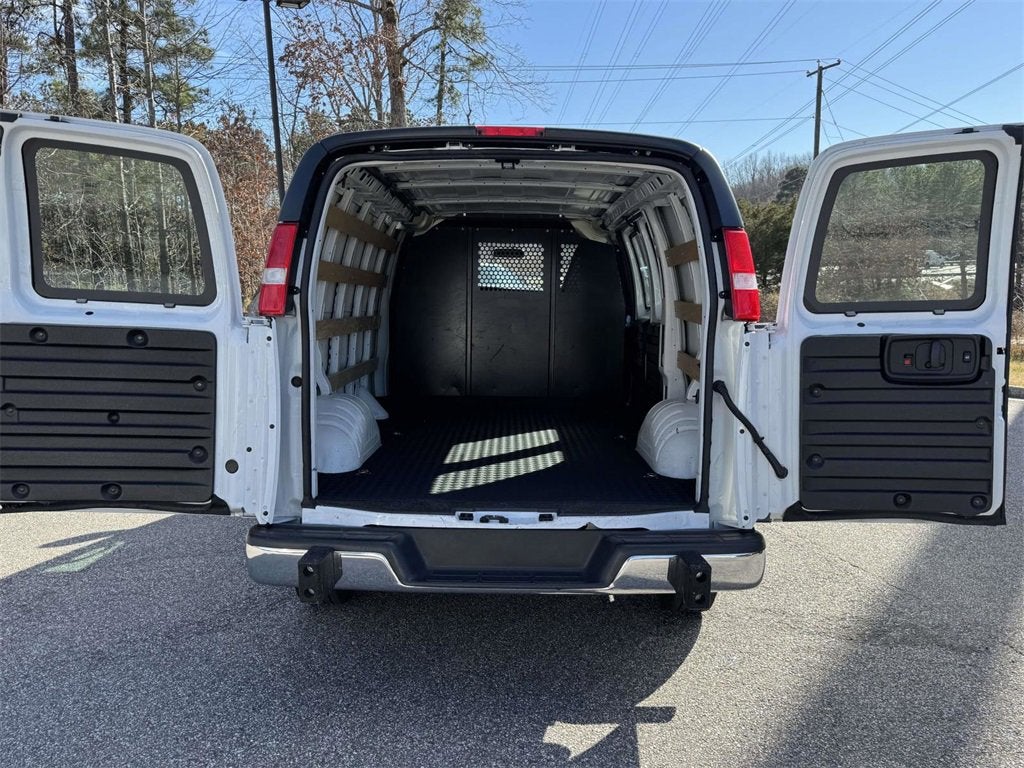 2024 GMC Savana Cargo Van Work Van