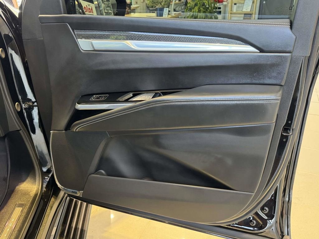 2025 Cadillac Escalade V-Series