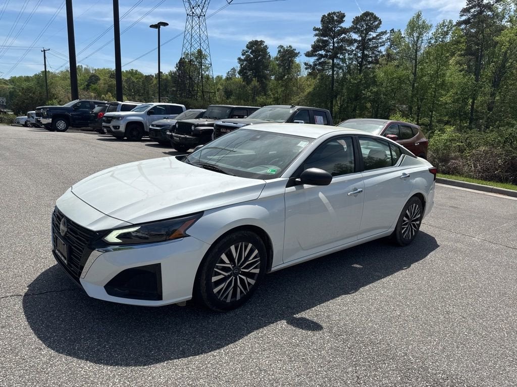 2024 Nissan Altima 2.5 SV