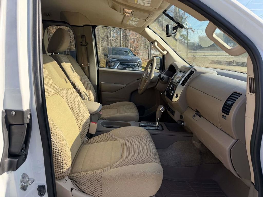 2016 Nissan Frontier SV