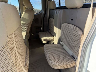 2016 Nissan Frontier SV