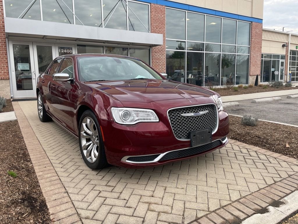 2019 Chrysler 300 Touring