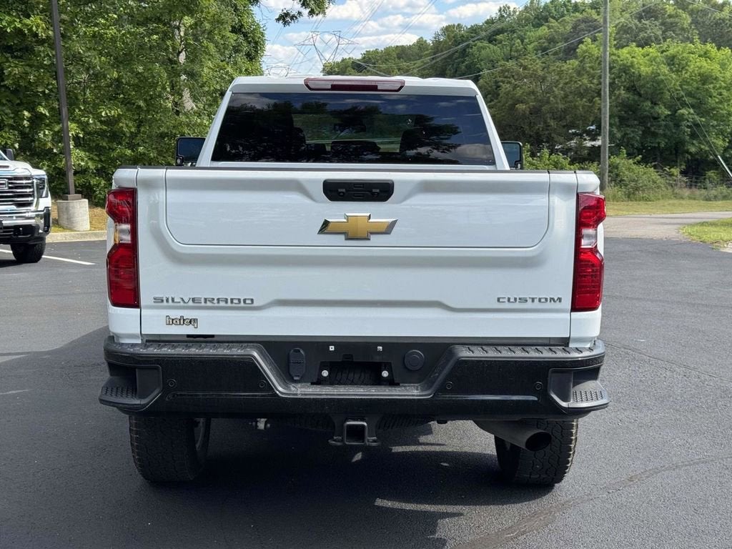 2024 Chevrolet Silverado 2500HD Custom