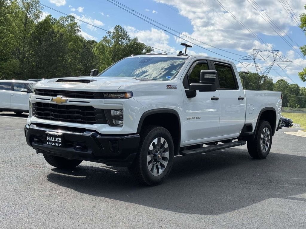 2024 Chevrolet Silverado 2500HD Custom
