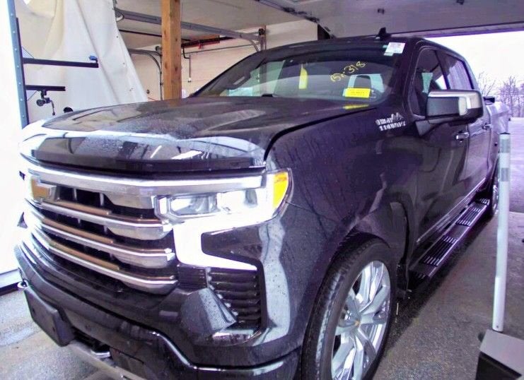 2022 Chevrolet Silverado 1500 High Country