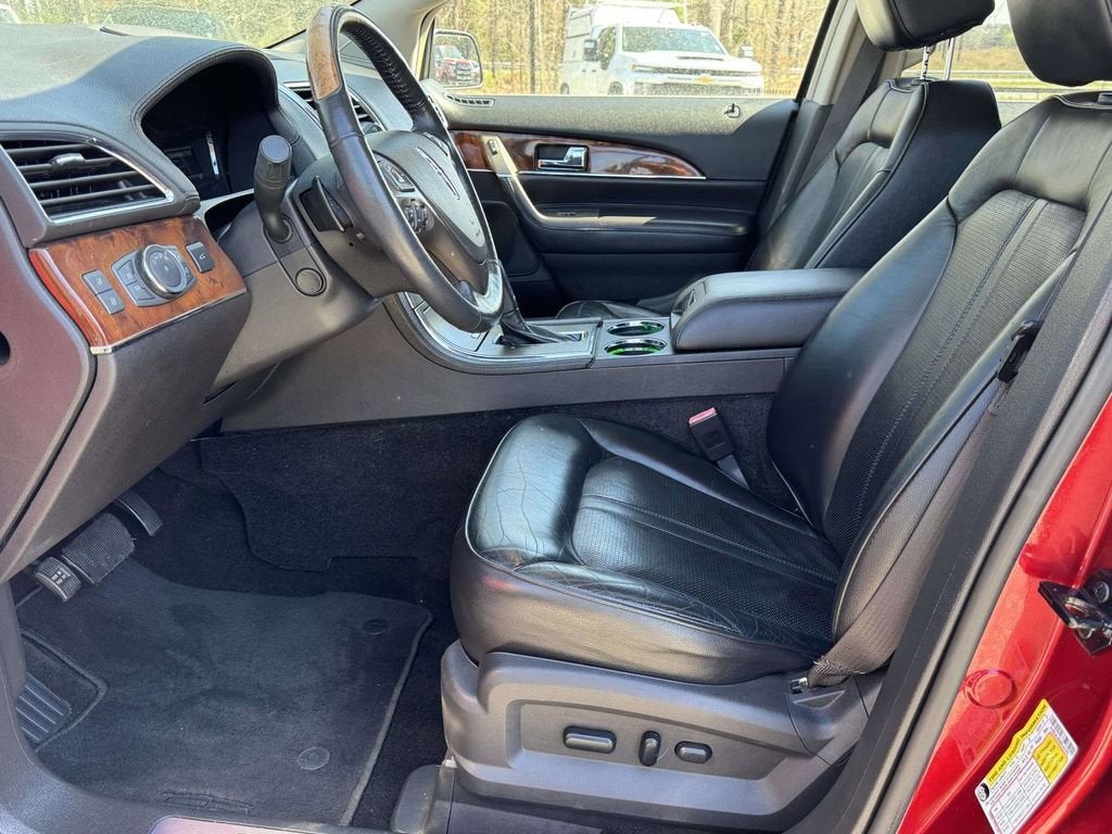 2013 Lincoln MKX Base