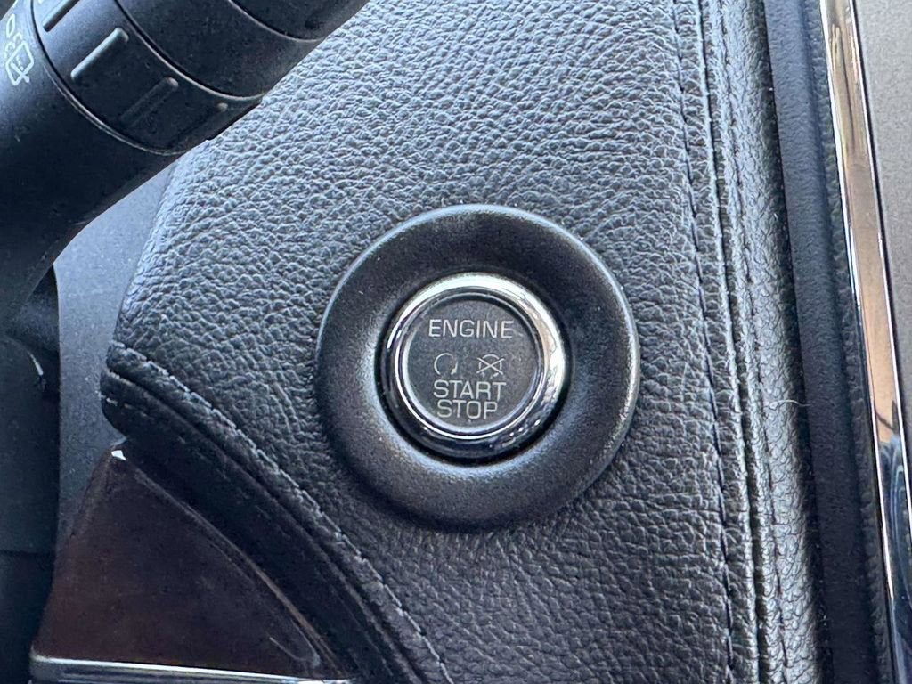 2013 Lincoln MKX Base