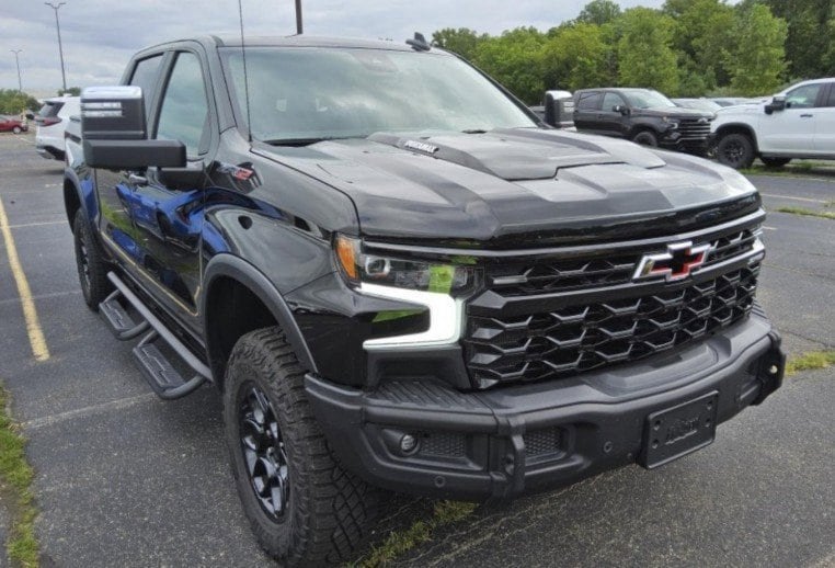 2024 Chevrolet Silverado 1500 ZR2
