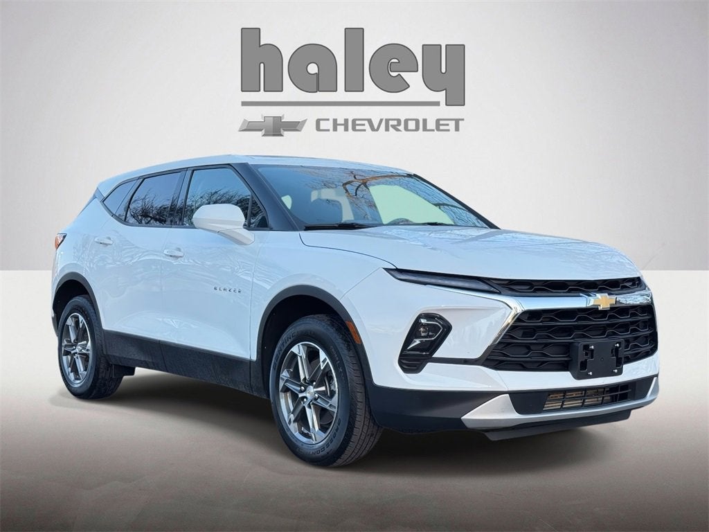 2025 Chevrolet Blazer LT