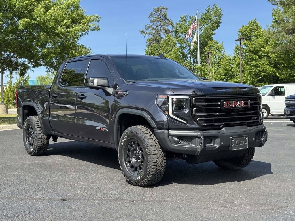 2024 GMC Sierra 1500 AT4X