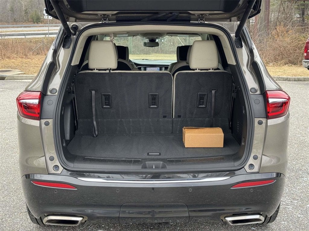 2020 Buick Enclave Essence