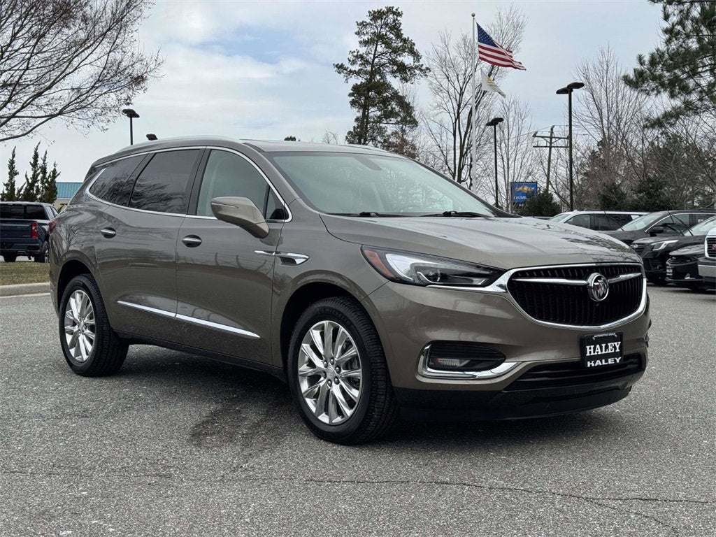 2020 Buick Enclave Essence