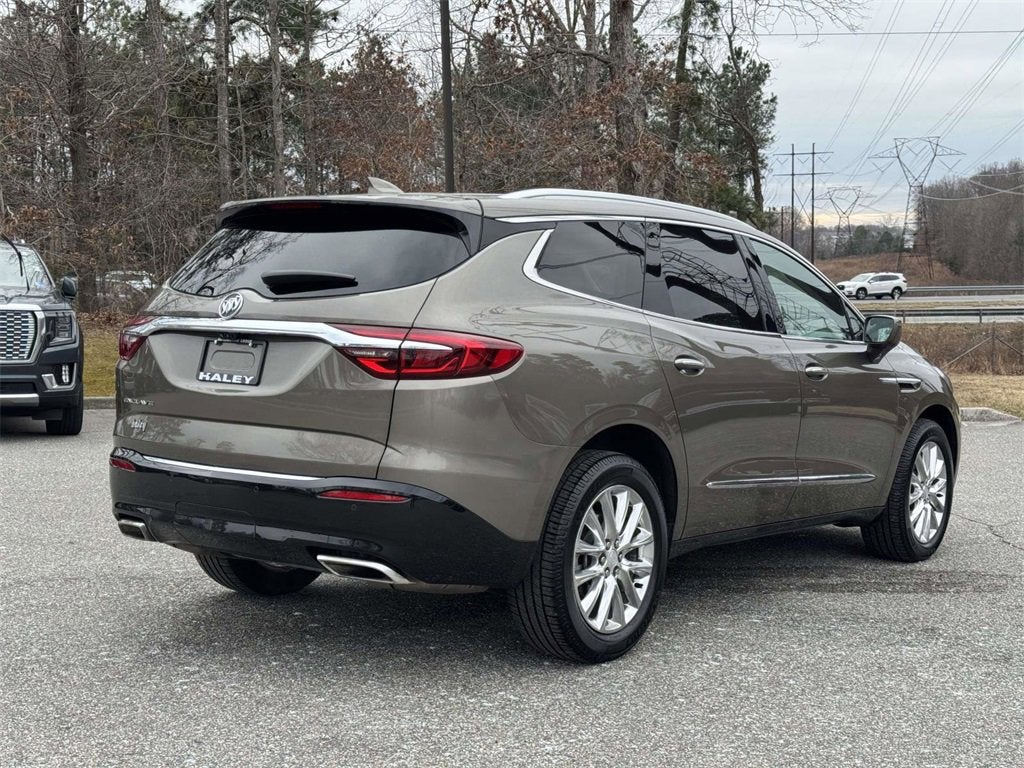 2020 Buick Enclave Essence