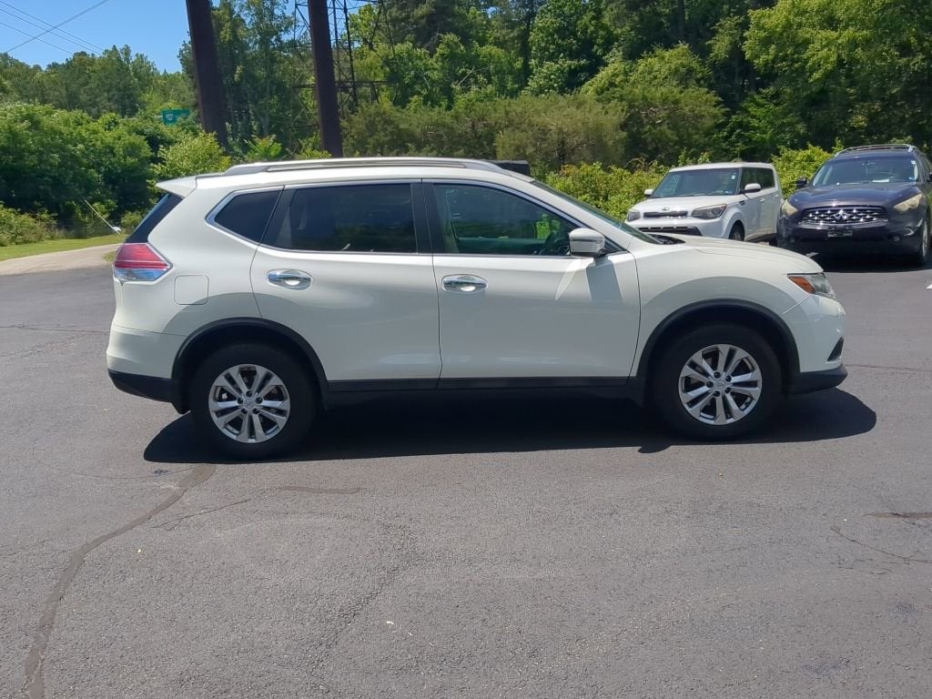 2016 Nissan Rogue SV
