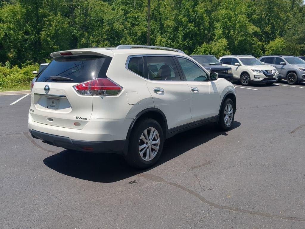 2016 Nissan Rogue SV
