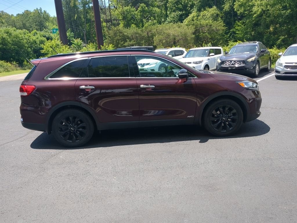 2019 Kia Sorento S