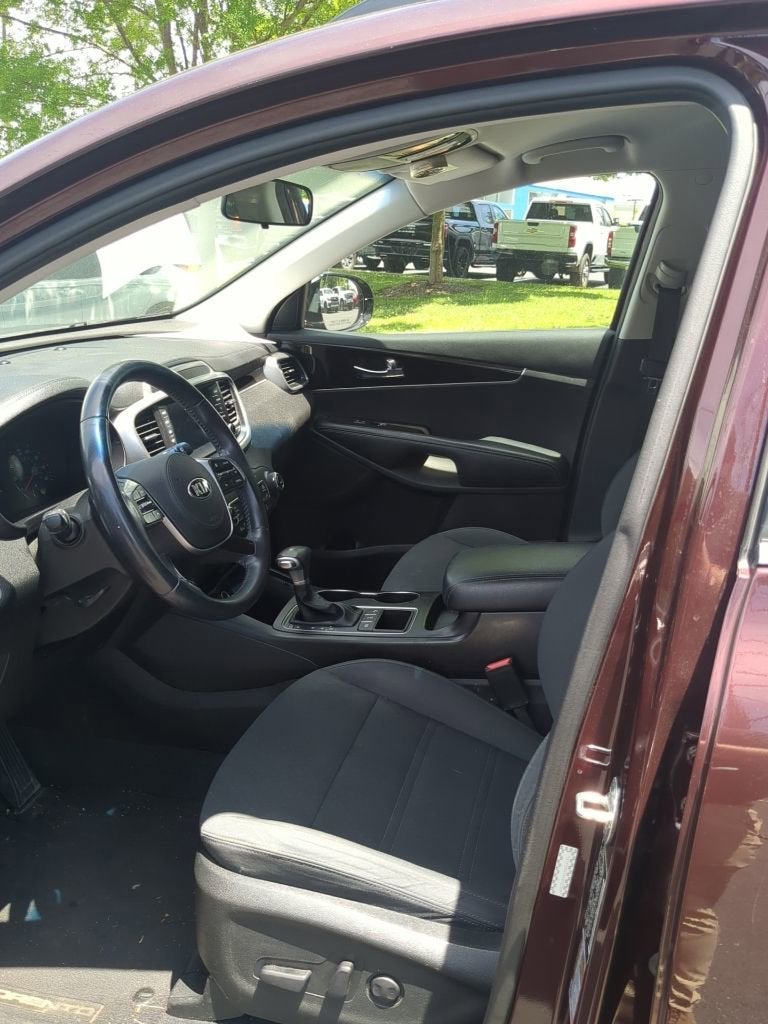 2019 Kia Sorento S