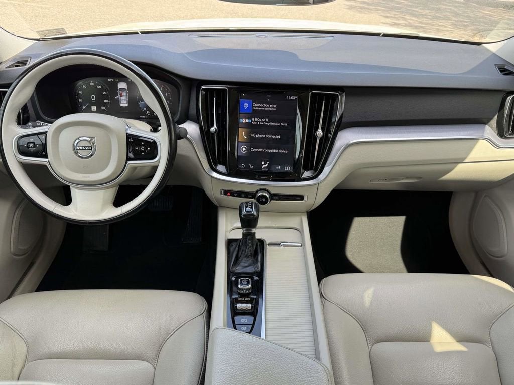 2020 Volvo S60 T5 Momentum