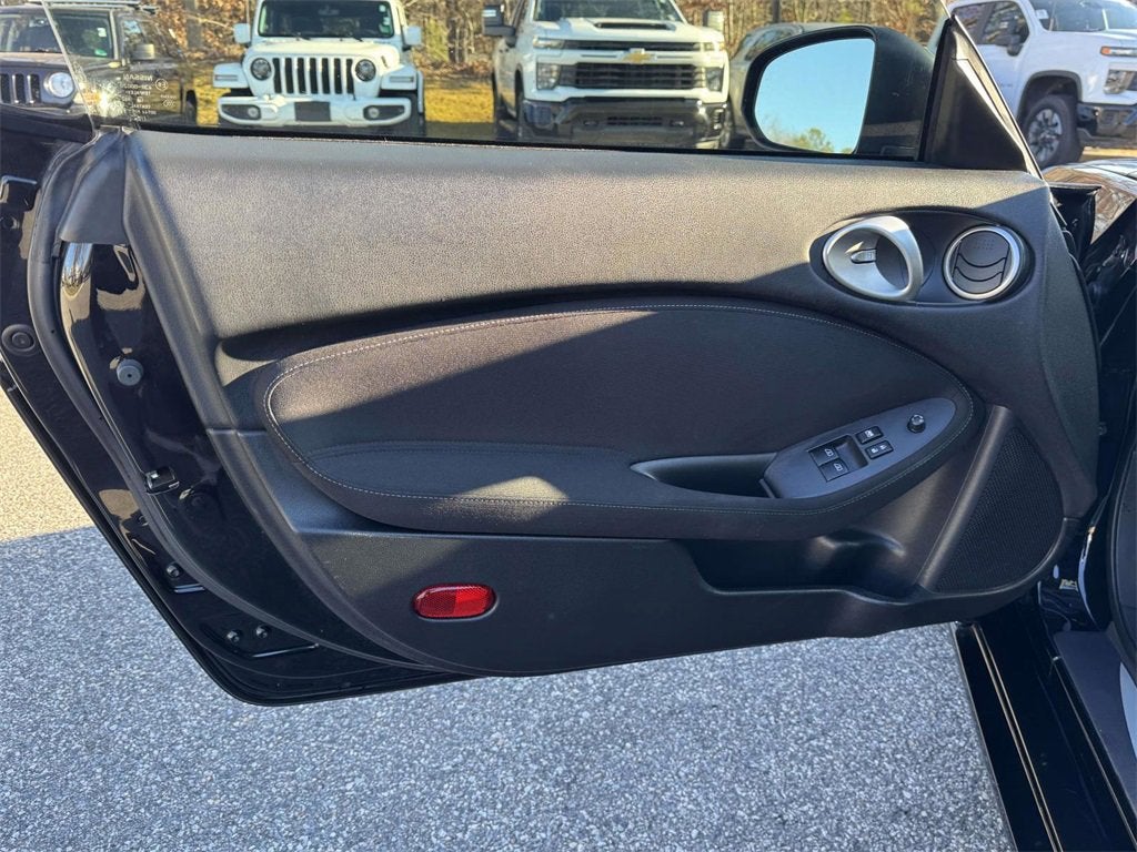 2020 Nissan 370Z Coupe Base